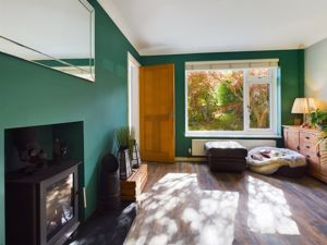 Sitting Room- click for photo gallery
